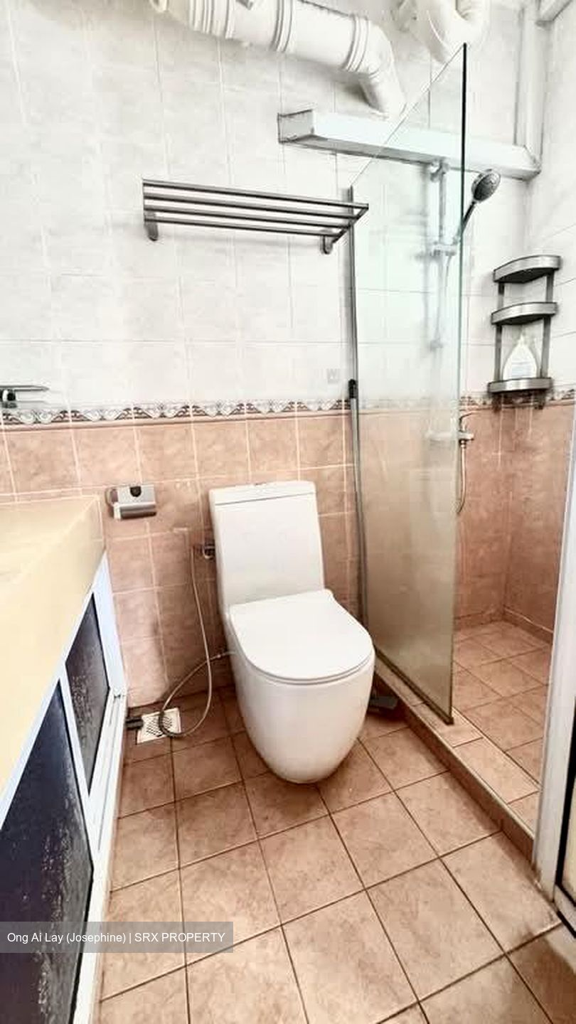 Blk 604 Jurong West Street 62 (Jurong West), HDB 5 Rooms #569288541